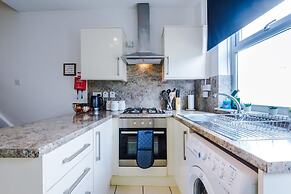 Fresh House Amazing Location Great for Couples