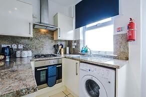 Fresh House Amazing Location Great for Couples