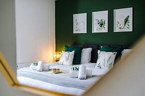 Fresh House Amazing Location Great for Couples