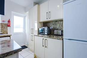 Fresh House Amazing Location Great for Couples