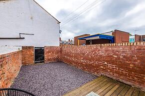 Stylish Home Incredible Location Sleeps 5
