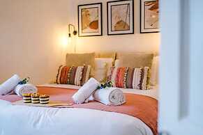 Lovely House Great Location Perfect for Couples