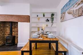 Lovely House Great Location Perfect for Couples