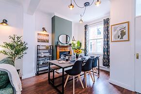 NEW Stylish City Centre Home Great Location