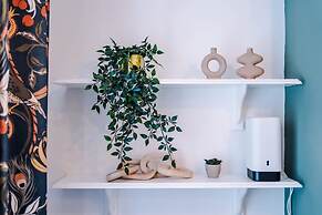 NEW Stylish City Centre Home Great Location