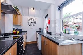 NEW Stylish City Centre Home Great Location