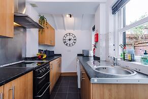 NEW Stylish City Centre Home Great Location
