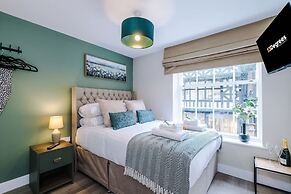 NEW Stunning Studio in the City-centre Sleeps 2