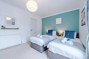 Stunning Home Amazing Location Great For Groups