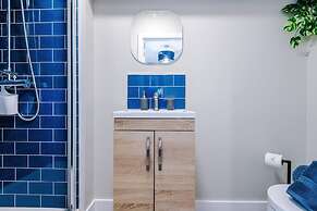 NEW Pristine Studio in the City-centre Sleeps 2
