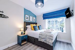 NEW Pristine Studio in the City-centre Sleeps 2