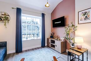 NEW Modern 1-bed Flat Great Location Sleeps 4