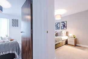 NEW Stunning 2 Bed Flat in Manchester Sleeps 4