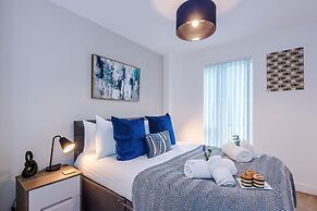 NEW Stunning 2 Bed Flat in Manchester Sleeps 4