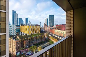 NEW Stunning 2 Bed Flat in Manchester Sleeps 4