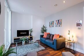 NEW Stunning 2 Bed Flat in Manchester Sleeps 4