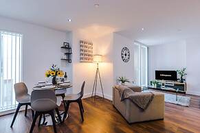 NEW Stunning 2 Bed Flat in Manchester Sleeps 4