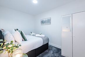 4-bed Townhouse Sleeps 10 With Games Room