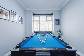 4-bed Townhouse Sleeps 10 With Games Room