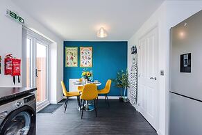 Ideal for Business Long-term Guests Free Parking