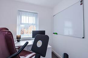 Ideal for Business Long-term Guests Free Parking