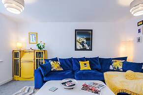Ideal for Business Long-term Guests Free Parking