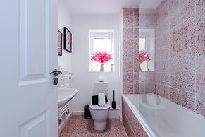 Ideal for Business Long-term Guests Free Parking