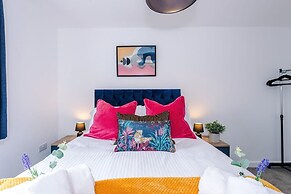 Ideal for Business Long-term Guests Free Parking