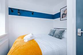 Spacious 3-bed Ideal for Long-term Business