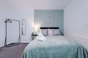 Spacious Home Ideal for Contractors Sleeps 7