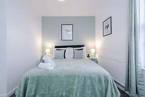 Spacious Home Ideal for Contractors Sleeps 7