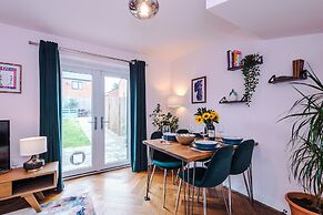 Spacious 2 Bed Perfect for Couples With Parking