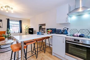 Modern City Centre 3 Bed Apartment Great for Couples