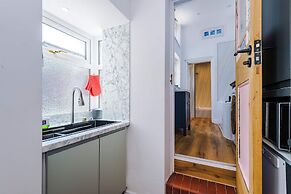 Cozy 3-bed Home Perfect for Business Groups