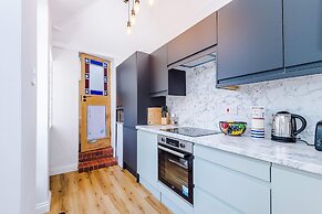 Cozy 3-bed Home Perfect for Business Groups