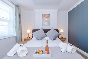Cozy 3-bed Home Perfect for Business Groups
