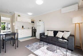 Comfortable Stay With Pool Access