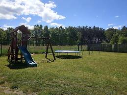 Large, Comfortable Holiday Home With a Garden