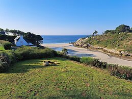 Spacious Coastal Villa Near Rospico Beach