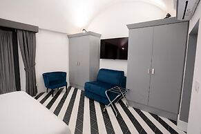 Suite Pulcinella