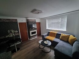 Apartment Sleeps 4 With Enclosed Garden