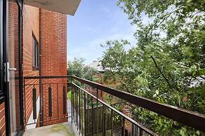 Comfortable Stay Near Melbourne's West End