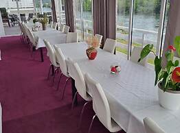 Rooms Đenadija