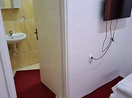 Rooms Đenadija