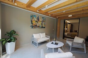 SEA GARDEN LUXURY ROOMS