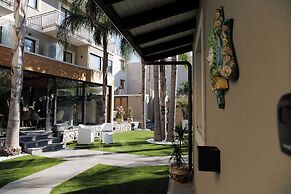 SEA GARDEN LUXURY ROOMS