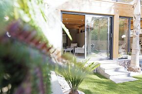 SEA GARDEN LUXURY ROOMS