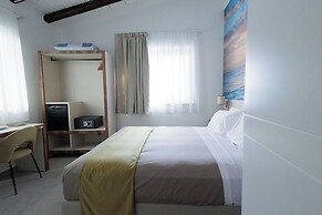 SEA GARDEN LUXURY ROOMS
