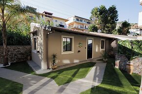SEA GARDEN LUXURY ROOMS