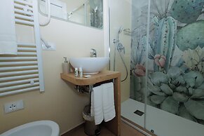 SEA GARDEN LUXURY ROOMS